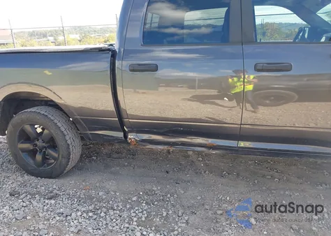 2015 Ram 1500 Outdoorsman z USA, uszkodzony, nr VIN 1C6RR7TT8FS662585